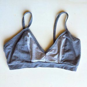 Groceries Apparel V-Bra Top Size Small